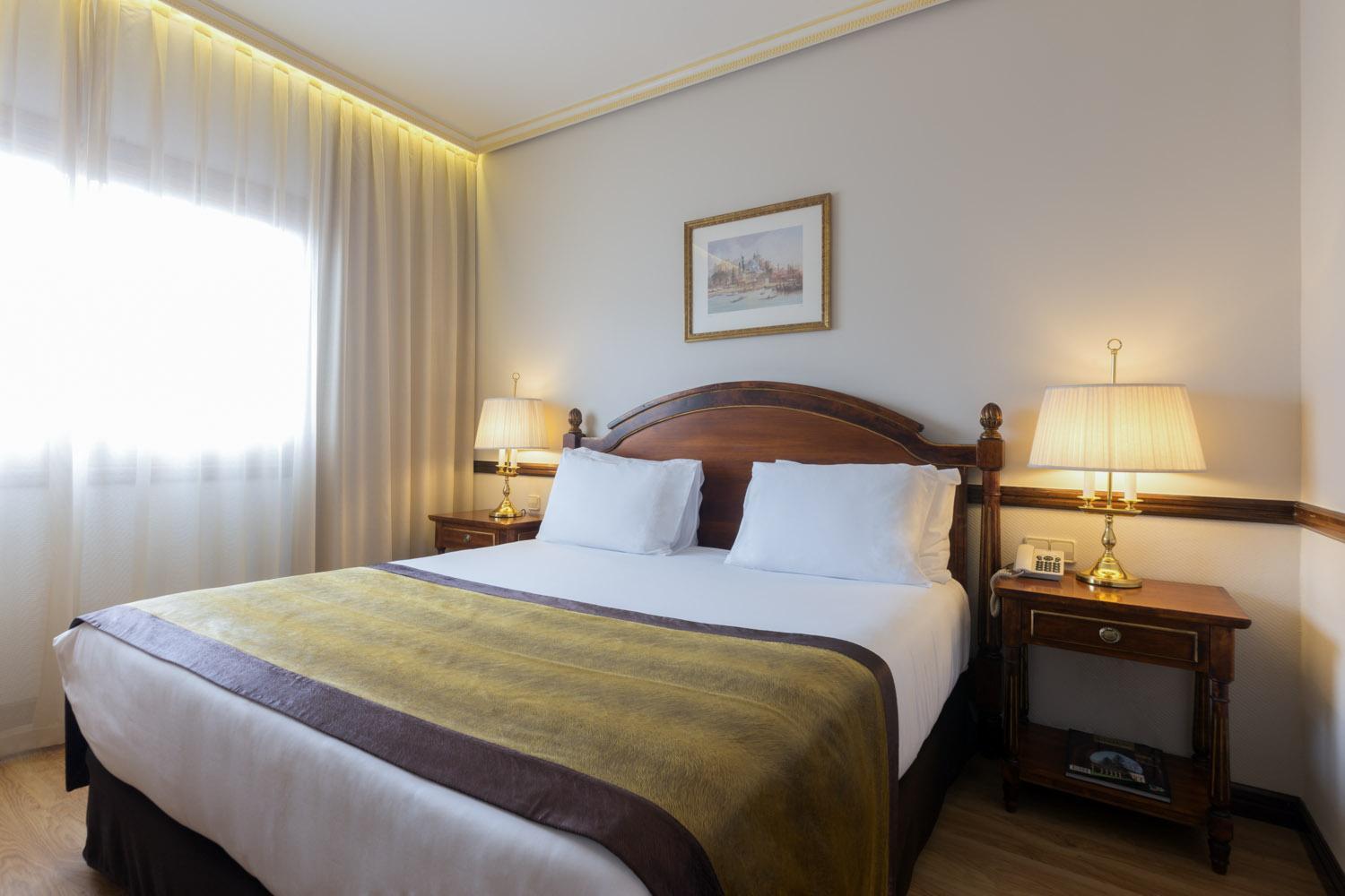 Double or Twin Room,1214680885:JPEG